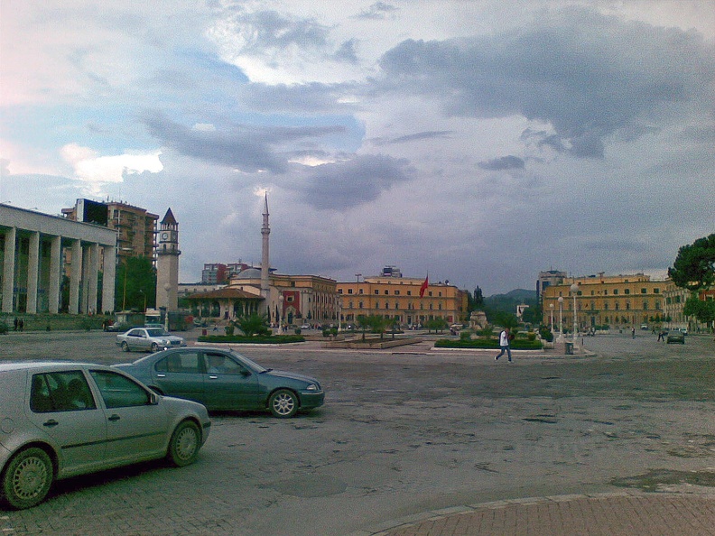 Tirana 4 red..jpg