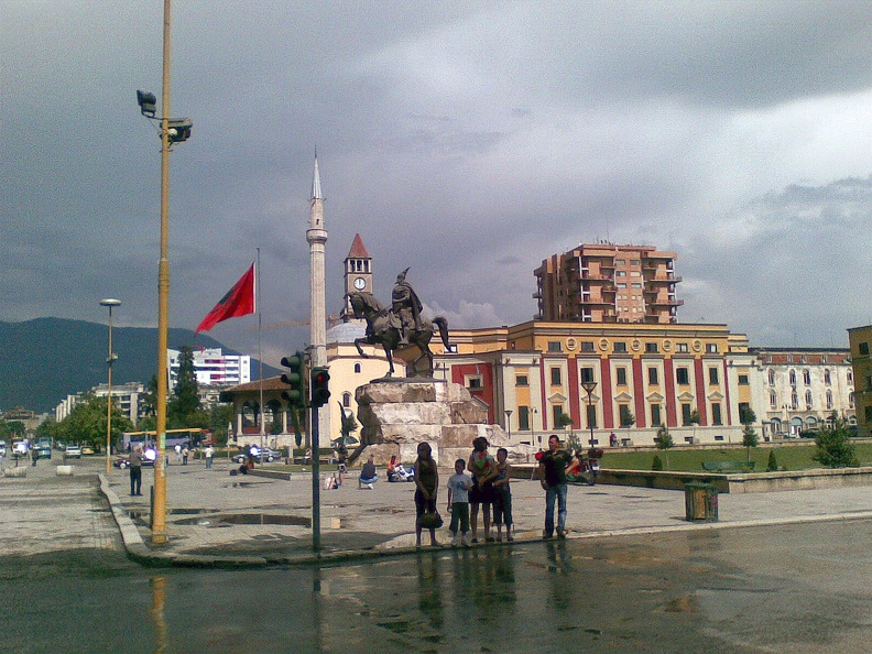 Tirana 2 red..jpg