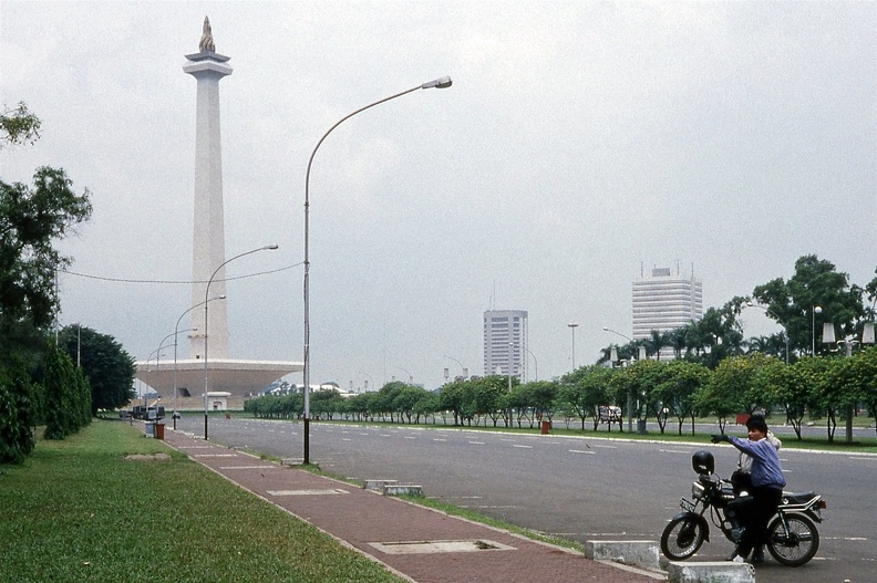 Jakarta 23 red.jpg