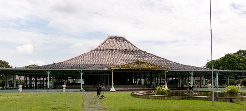Solo Kraton Mangkunagaran (3).jpg